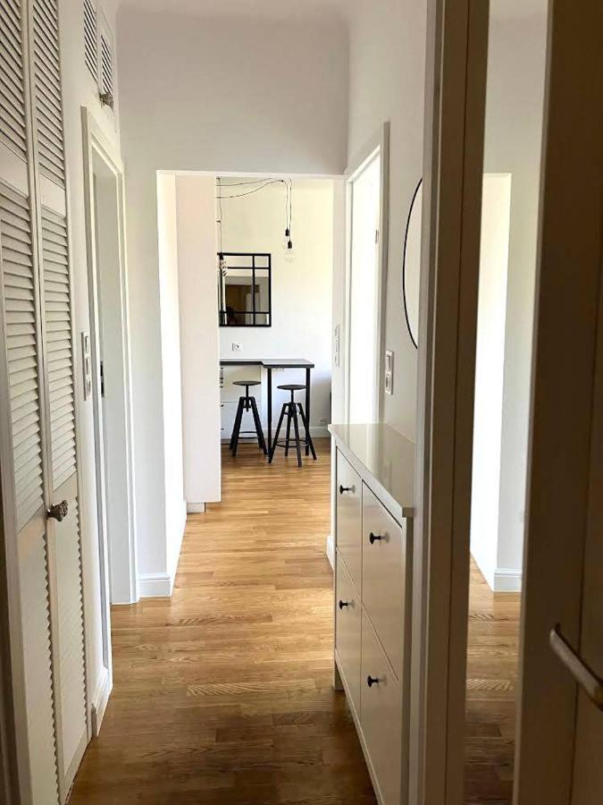 Cute Apartment In The City Center , 2-Beds , Wi-Fi - By Hik Apartments วอร์ซอ ภายนอก รูปภาพ